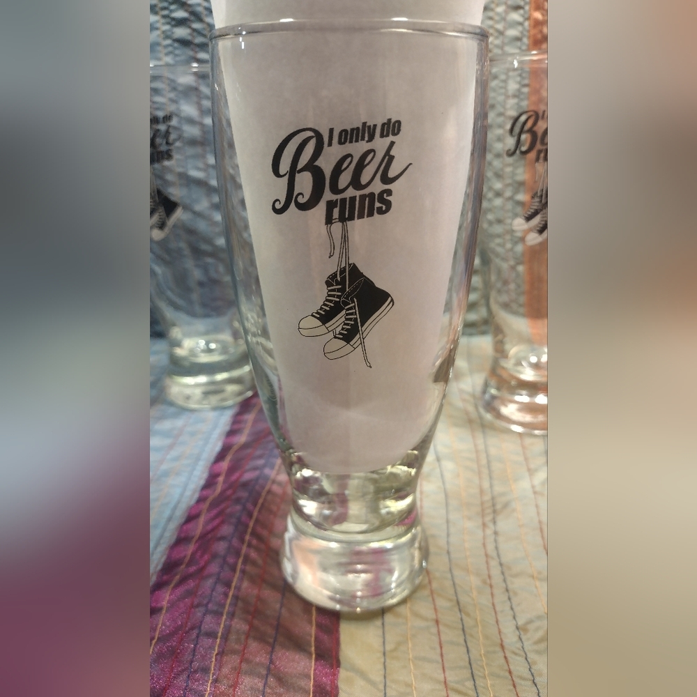 NEW ( Set Of 4 ) 14.5 Oz. Pilsner Glasses ( I ONLY DO BEER RUNS )